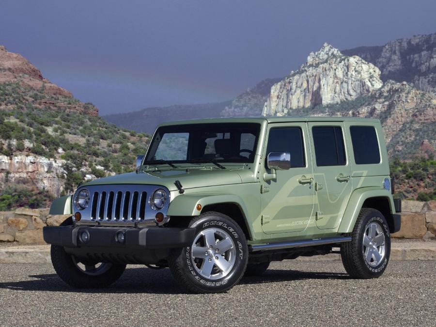 Jeep Wrangler Unlimited EV Concept 2009 года  (фото 11 из 13)